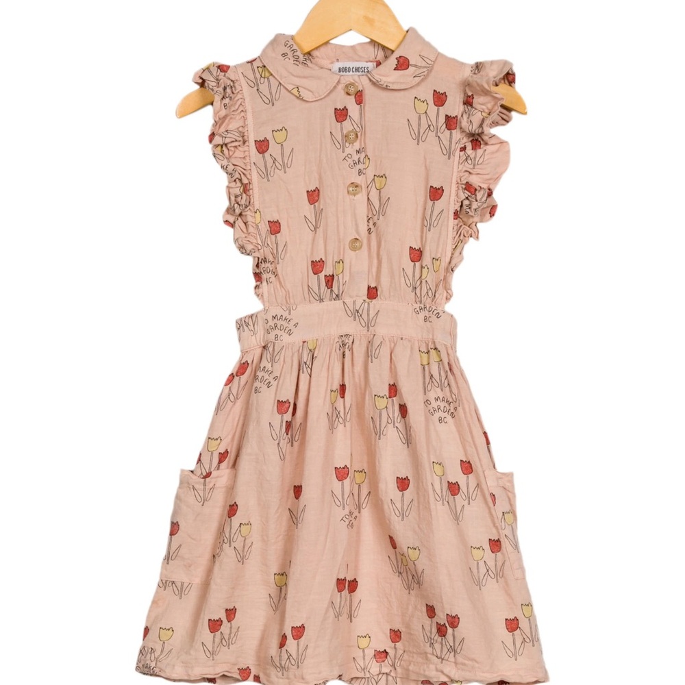 Bobo Choses Kids Pinafore with floral prints and side pockets. 4-5y.